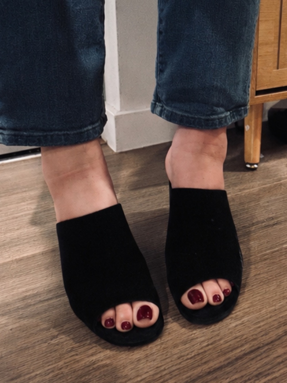 Chinese Laundry Black Suede Open-Toe Slide Sandals